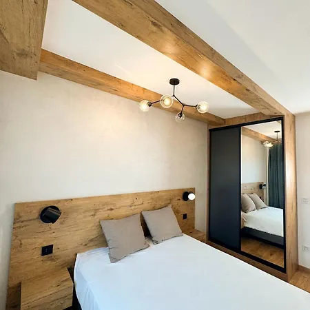 Zona Optimizma Royal Gardens 아파트 즐라티보