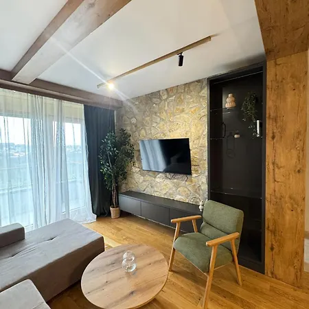 Zona Optimizma Royal Gardens 아파트 즐라티보